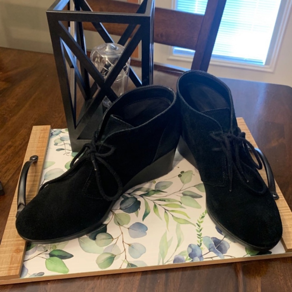 Croc booties